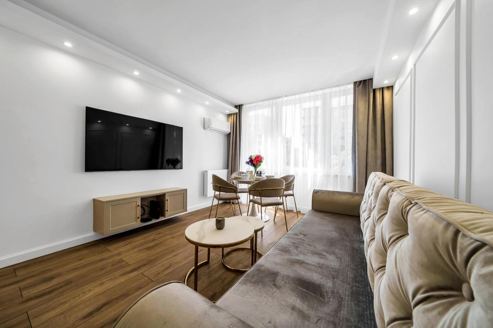 Warsaw Centrum Apartment - Workspace, Balcony - By Rentujemy Exterior photo